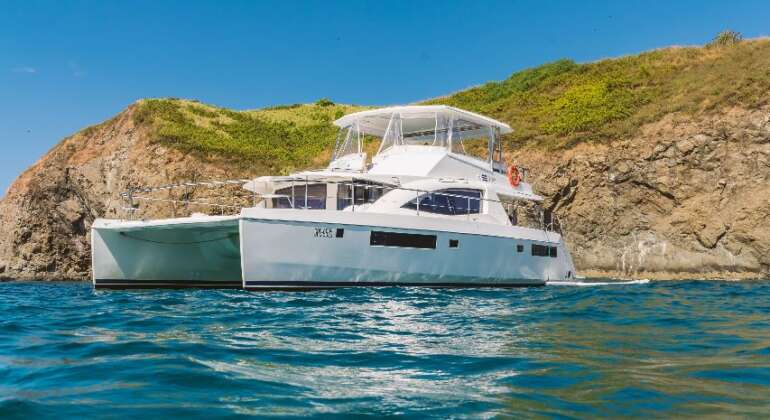 Leopard 51ft Power Catamaran